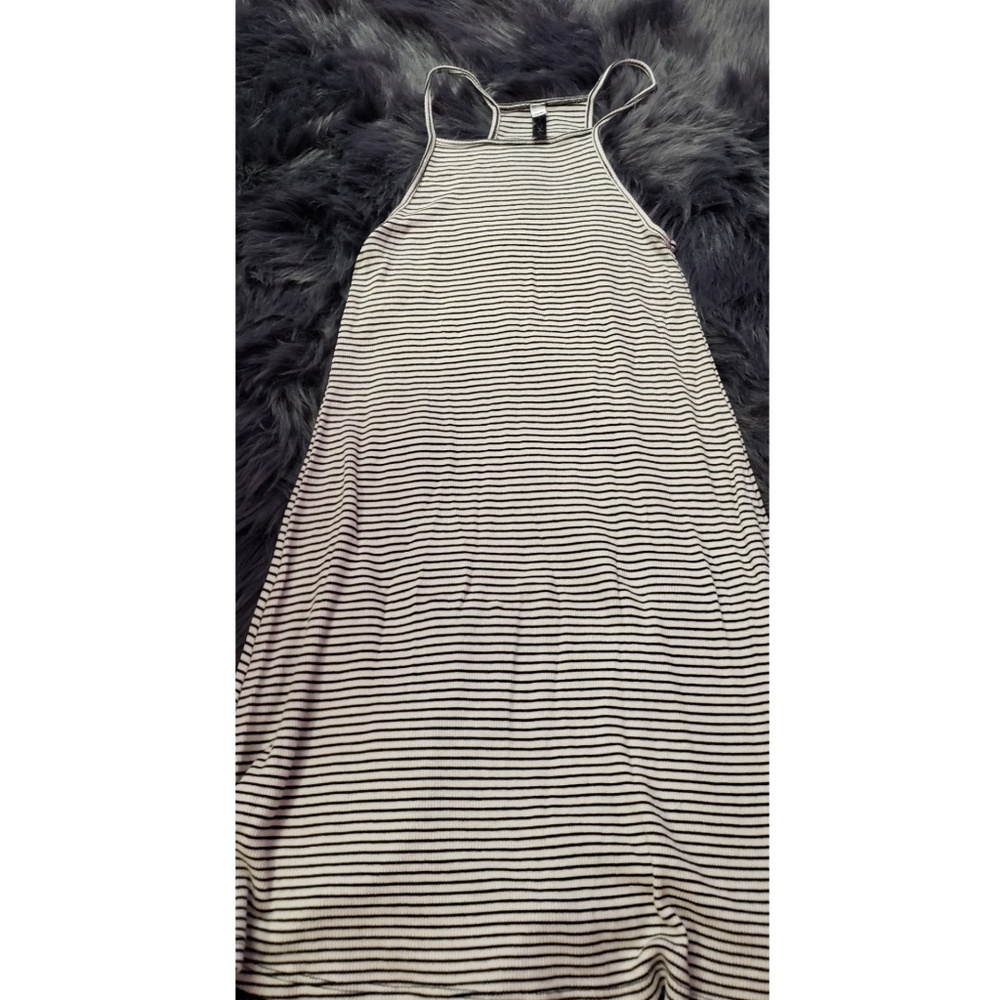Nova Dress.
